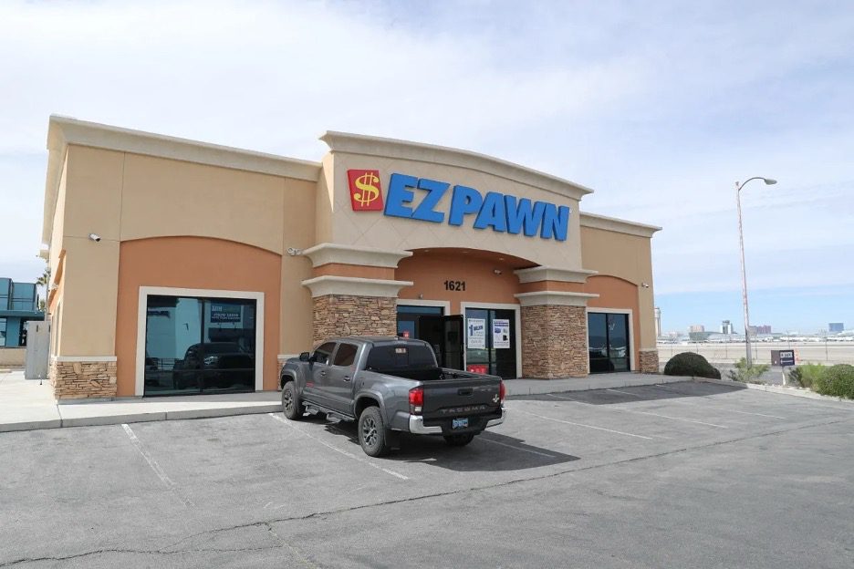 The exterior of an EZ Pawn location